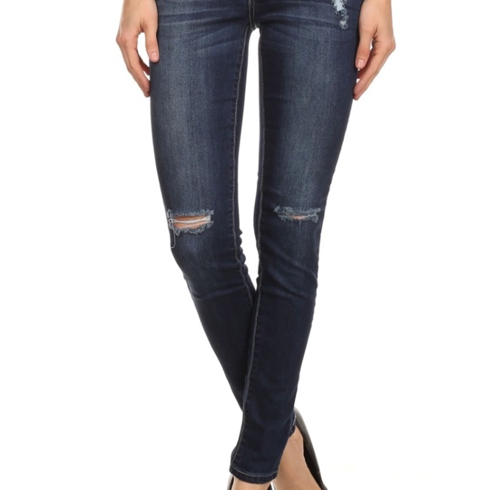 Mid-Rise Ripped Skinny Jeans
